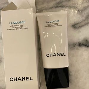 Chanel La Mousse cleanser